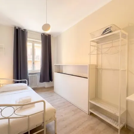 Apartment Centro & Leonardo: Trilocale Moderno Con Balcone *